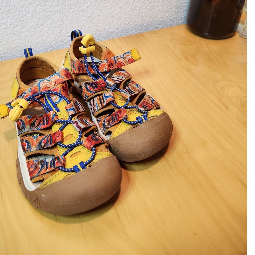Keen Kids' Newport H2 Washable Sandals‎ Colorful Straps Size 1 US